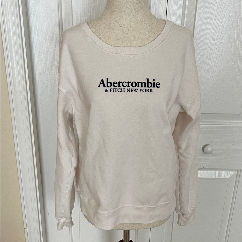 Abercrombie & Fitch Off-White Logo Sweatshirt